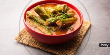 Moringa Sabzi Benefits: मोरिंगा (सहजन) की सब्जी खाने से क्या फायदे होते हैं? जानें 7 बड़े लाभ